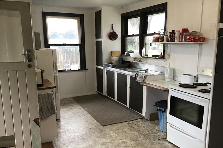 Photo of property in 47 Pauareka Road, Haast, 7886