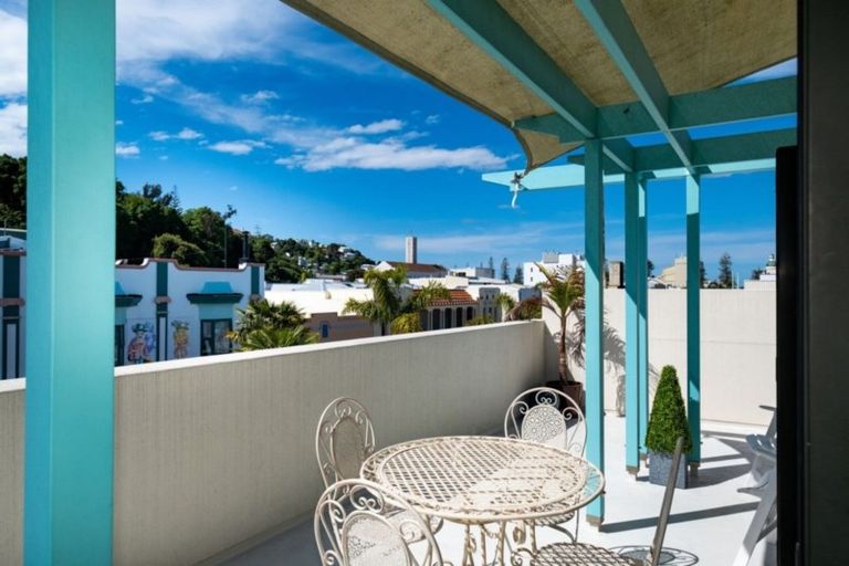 Photo of property in 243 Emerson Street, Napier South, Napier, 4110