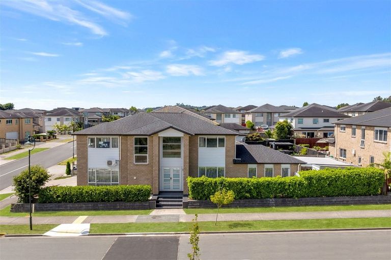 Photo of property in 20 Moville Drive, Flat Bush, Auckland, 2019