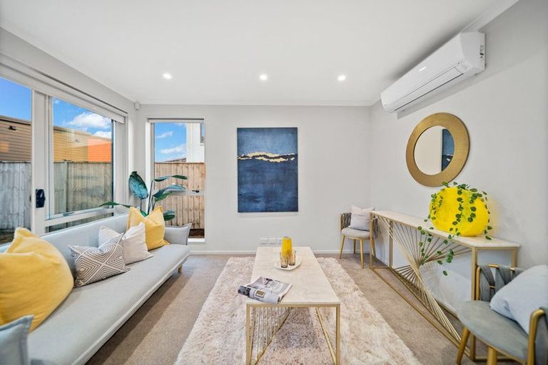 Photo of property in 3 Matairangi Avenue, Totara Heights, Auckland, 2105