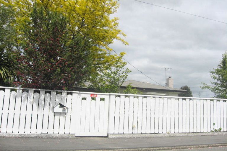 Photo of property in 129 Charles Street, Blenheim, 7201