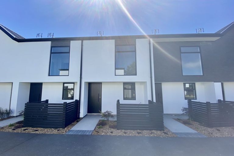 Photo of property in 3/8 New Brighton Road, Shirley, Christchurch, 8061