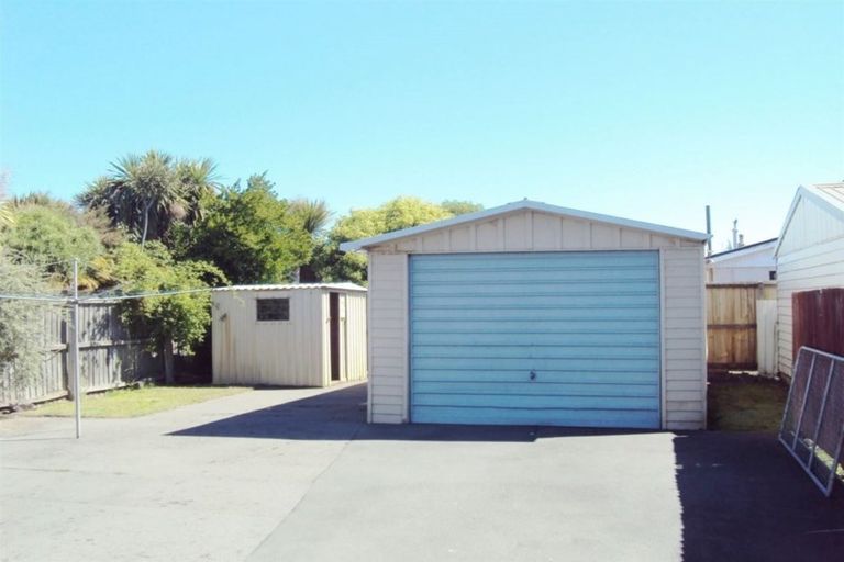 Photo of property in 92 Estuary Road, South New Brighton, Christchurch, 8062