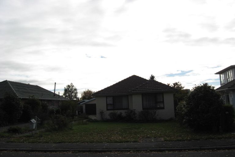 Photo of property in 74 Sawyers Arms Road, Northcote, Christchurch, 8052