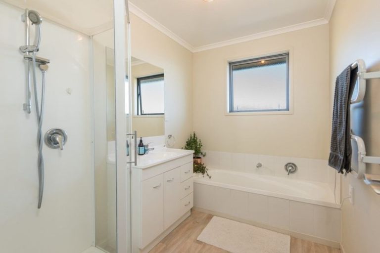 Photo of property in 22 Heemskerck Place, Britannia Heights, Nelson, 7010