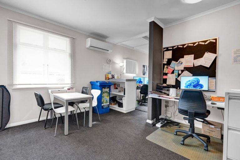 Photo of property in 21 Northgate, Strandon, New Plymouth, 4312