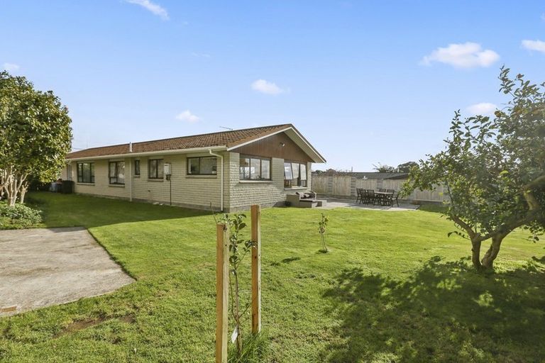 Photo of property in 323 Mangorei Road, Merrilands, New Plymouth, 4312