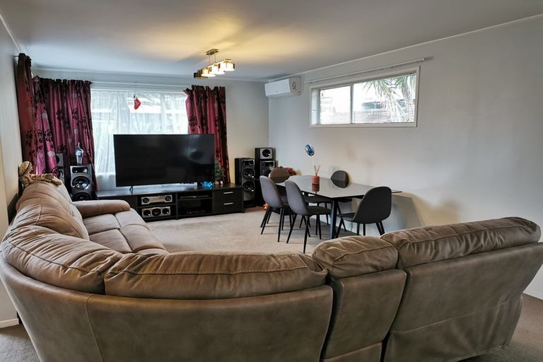 Photo of property in 4 Tree View Avenue, Glenfield, Auckland, 0629