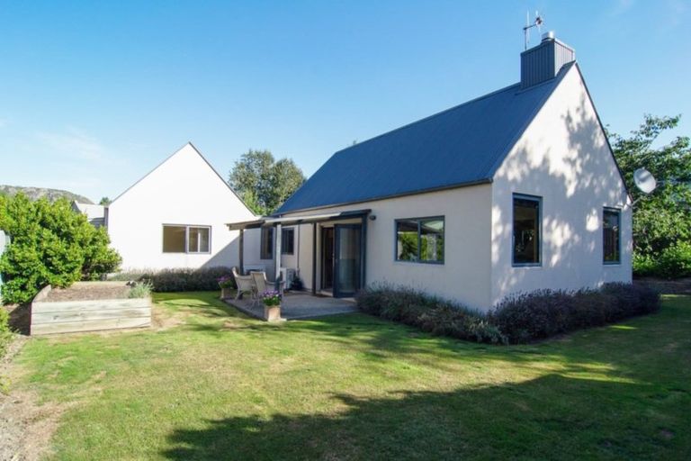 Photo of property in 10 Shanahan Lane, Arrowtown, 9302