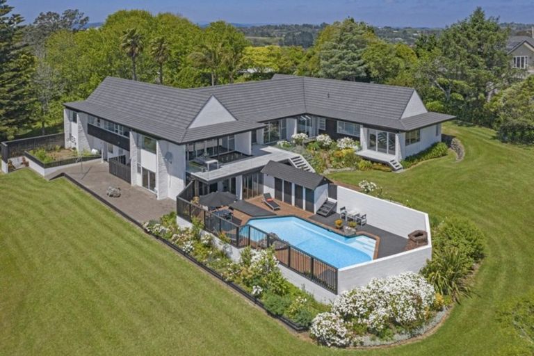Photo of property in 292 Point View Drive, Dannemora, Auckland, 2016