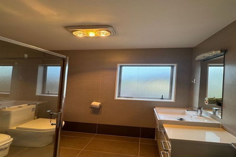 Photo of property in 14 Arranmore Drive, Flat Bush, Auckland, 2019
