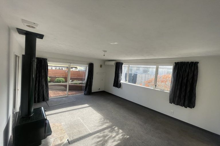 Photo of property in 2/36 Montgomery Street, Stokes Valley, Lower Hutt, 5019