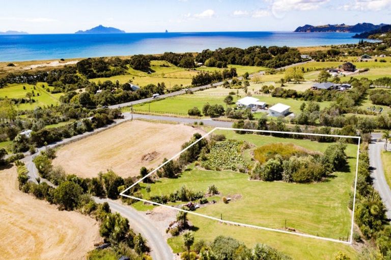 Photo of property in 14 Cullen Road, Waipu, 0582