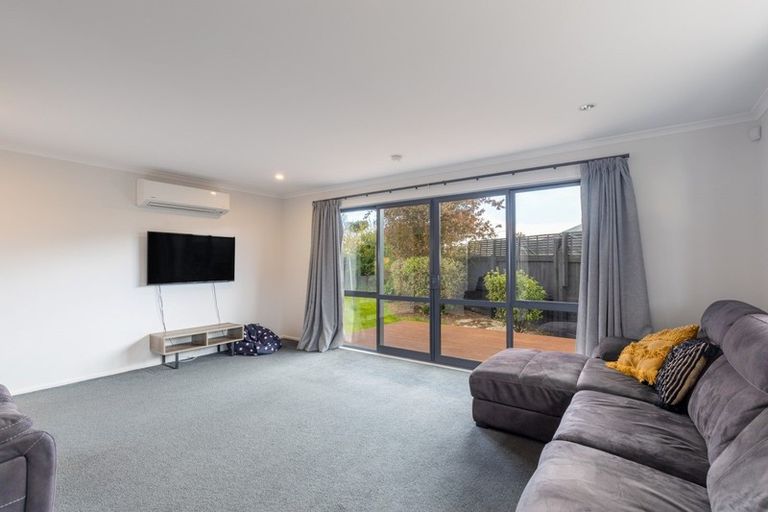 Photo of property in 2/178 Bowhill Road, New Brighton, Christchurch, 8083