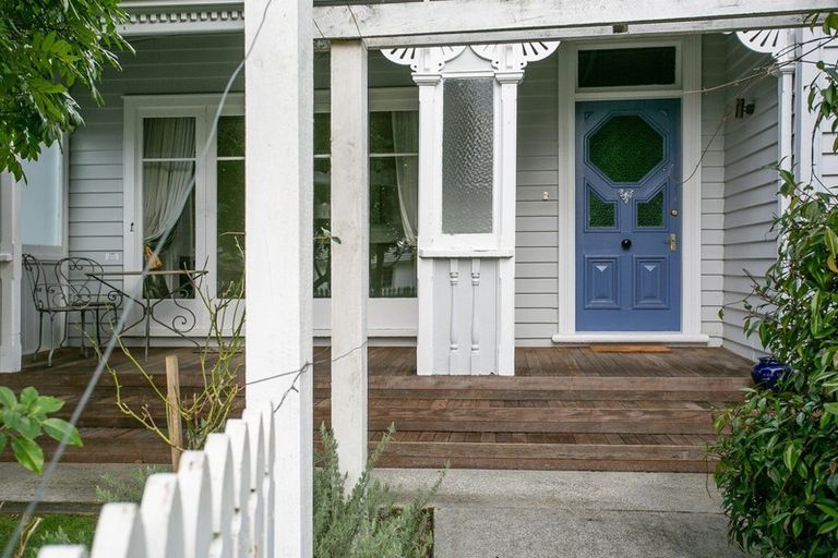 Photo of property in 32 Alpha Street, Cambridge, 3434