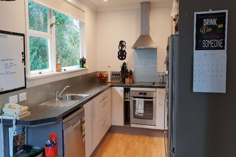 Photo of property in 35a Kinghorne Street, Strathmore Park, Wellington, 6022