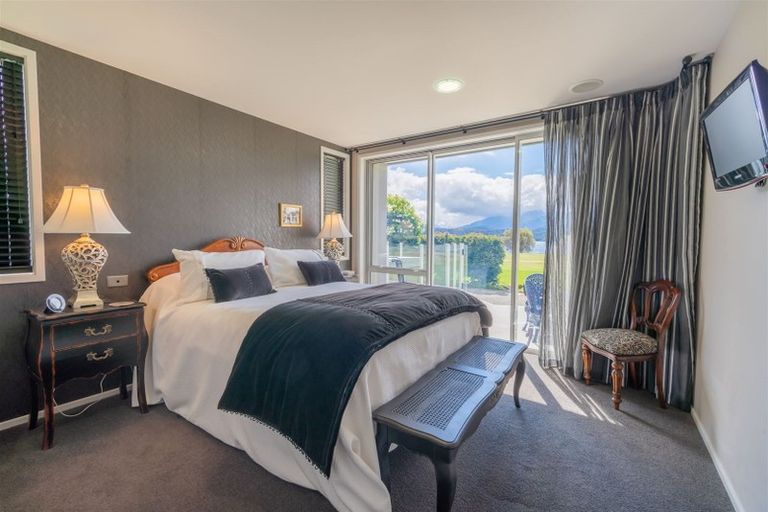 Photo of property in 140 Howden Street, Te Anau, 9600