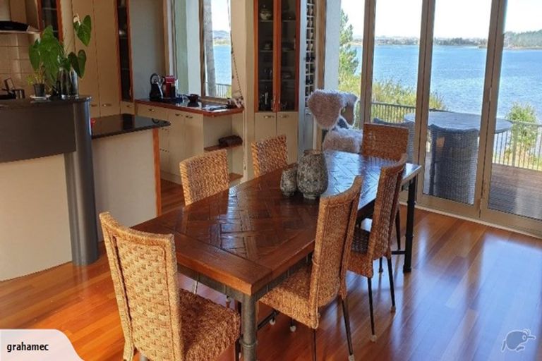 Photo of property in 21 Mull Place, Wattle Downs, Auckland, 2103