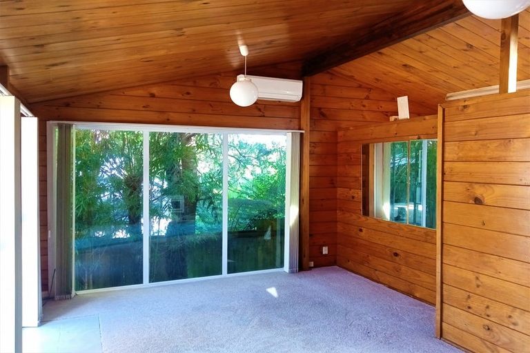 Photo of property in 502 Beach Road, Murrays Bay, Auckland, 0630