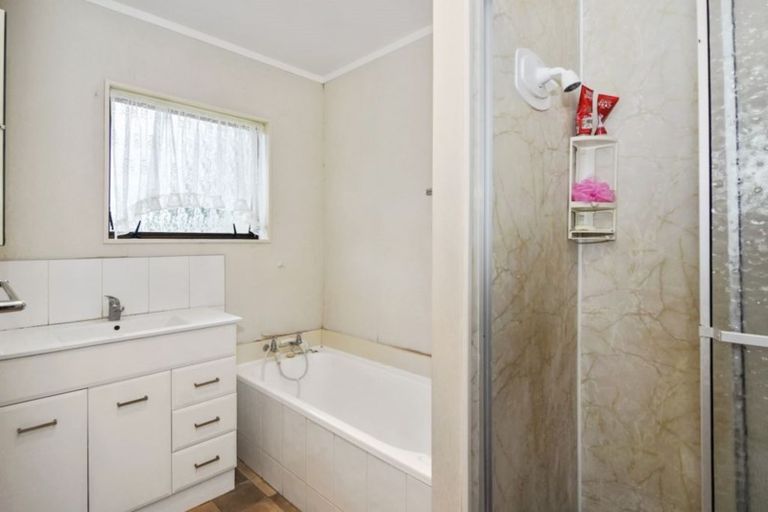 Photo of property in 2a Saint Lukes Place, Bader, Hamilton, 3206