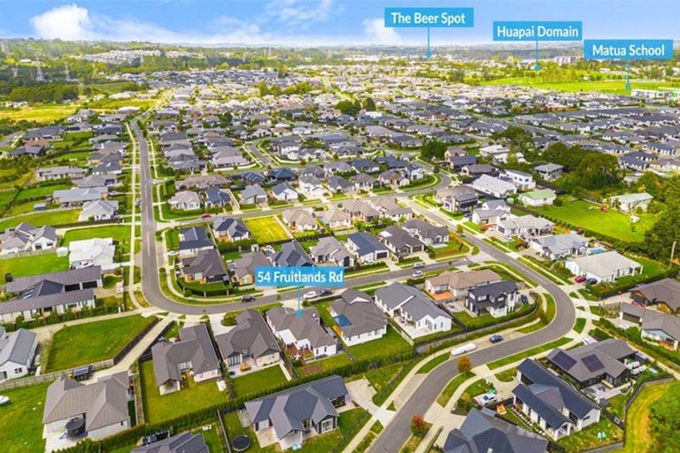 Photo of property in 54 Fruitlands Road, Kumeu, 0810