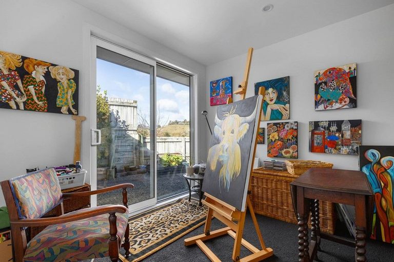 Photo of property in 61 Falcon Drive, Welcome Bay, Tauranga, 3112