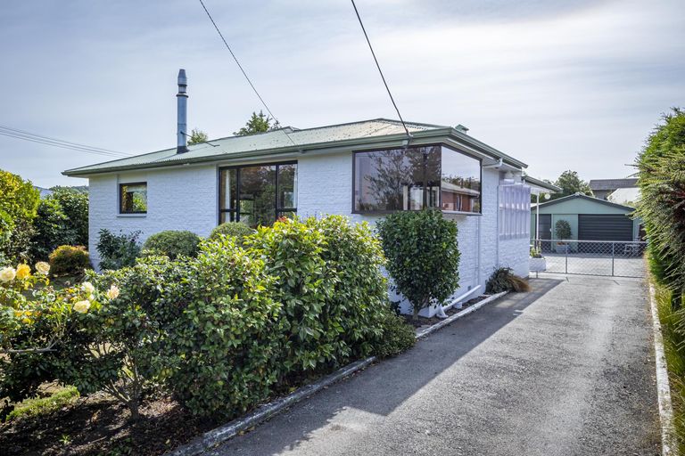 Photo of property in 43 George Street, Geraldine, 7930