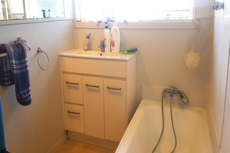 Photo of property in 51 Willoughby Avenue, Howick, Auckland, 2014