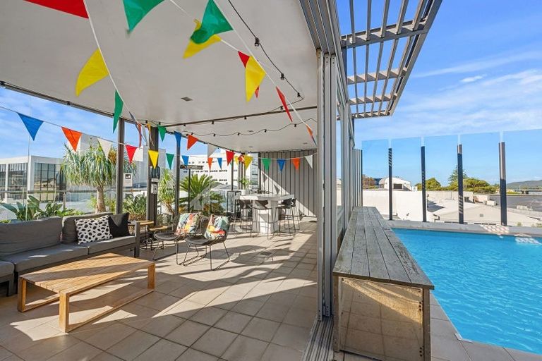 Photo of property in Sentinel Apartments, 1005/3 Northcroft Street, Takapuna, Auckland, 0622