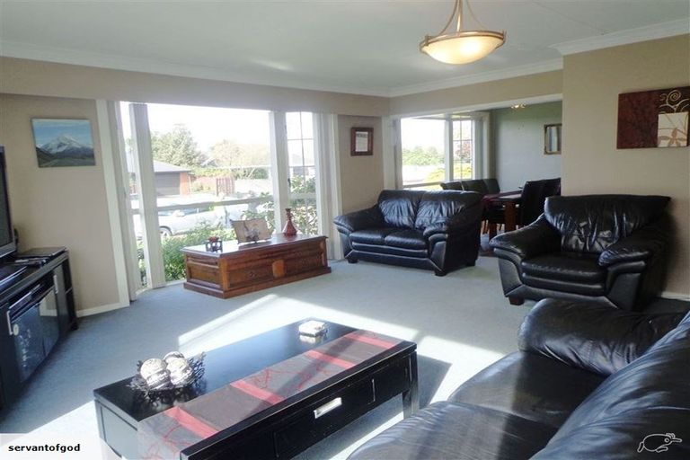 Photo of property in 111 Bassett Street, Burwood, Christchurch, 8083