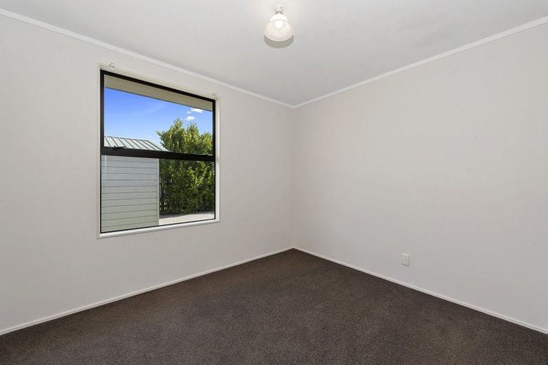 Photo of property in 2 Saxbys Road, Glenview, Hamilton, 3206