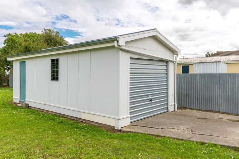 Photo of property in 18 Point Bush Road, Waimate, 7924