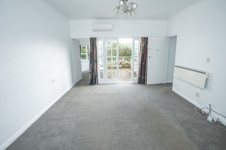 Photo of property in 119 Wadestown Road, Wadestown, Wellington, 6012