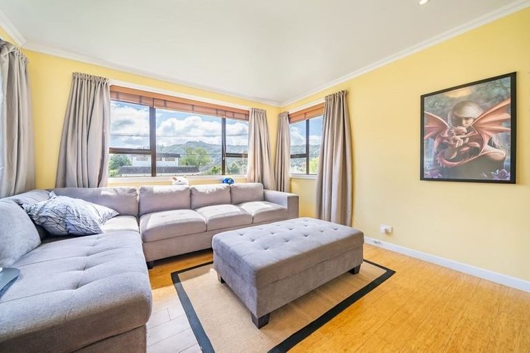 Photo of property in 17 Mcgowan Road, Wainuiomata, Lower Hutt, 5014