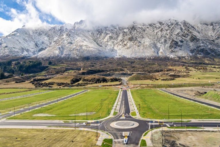 Photo of property in 436 Kingston Road, Jacks Point, Queenstown, 9371