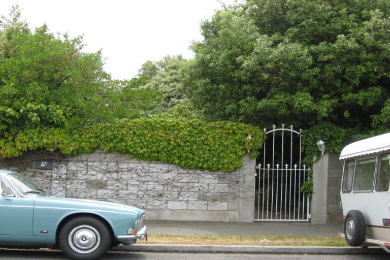 Photo of property in 86 Beachville Road, Redcliffs, Christchurch, 8081