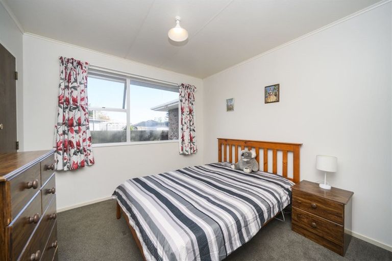 Photo of property in 29 Kimberley Grove, Westbrook, Palmerston North, 4412