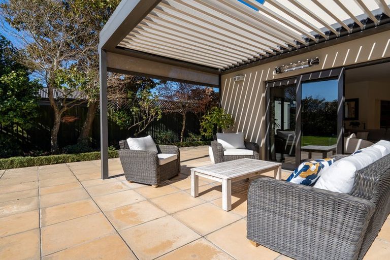 Photo of property in 119 Jeffreys Road, Strowan, Christchurch, 8052