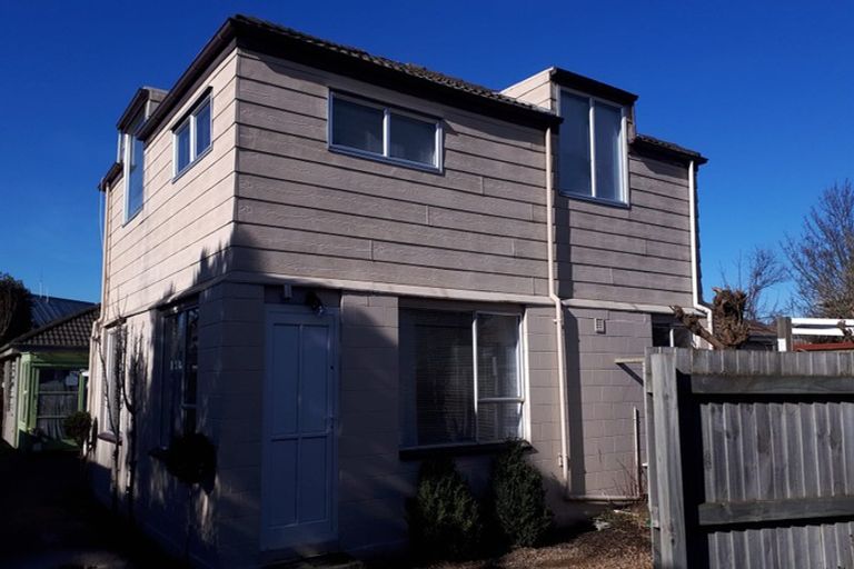 Photo of property in 2/104 Nursery Road, Phillipstown, Christchurch, 8011