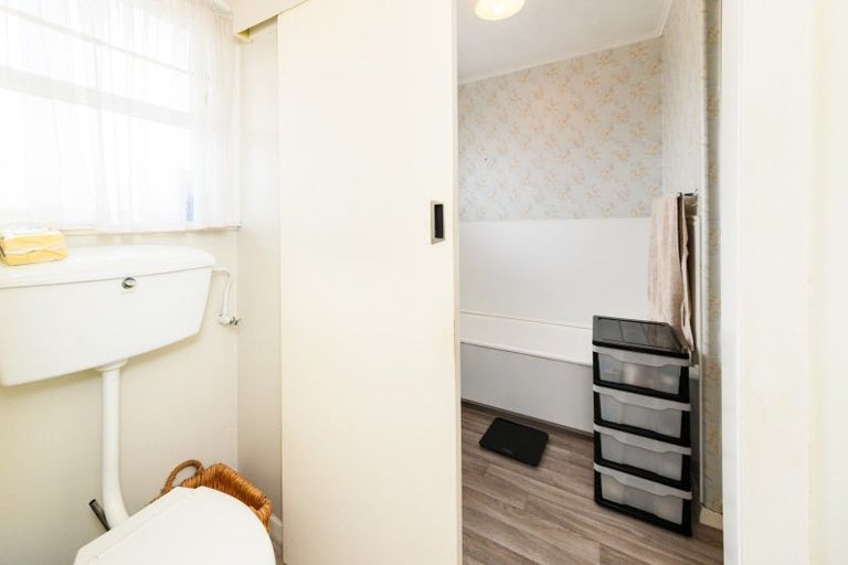 Photo of property in 8 Anakiwa Street, Kelvin Grove, Palmerston North, 4414