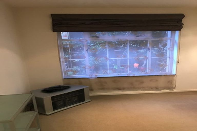 Photo of property in The Quay, 1/332b1 Lambton Quay, Wellington Central, Wellington, 6011