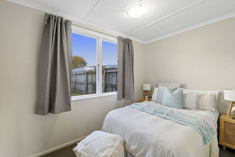Photo of property in 6 Te Rauparaha Street, Otaki, 5512