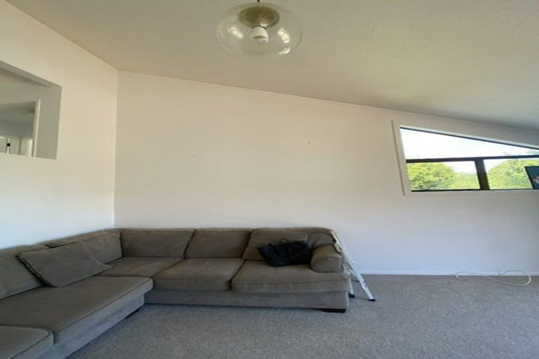 Photo of property in 16b Jasmine Grove, Maungaraki, Lower Hutt, 5010