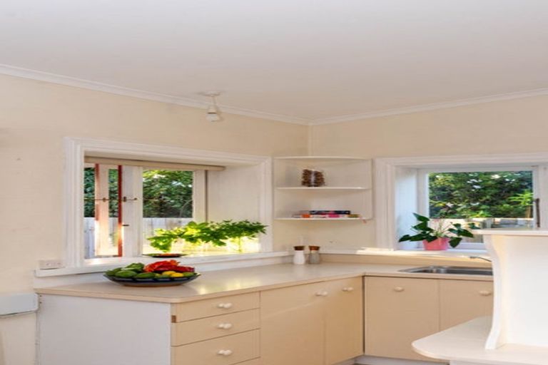 Photo of property in 34 Main Street, Greytown, 5712