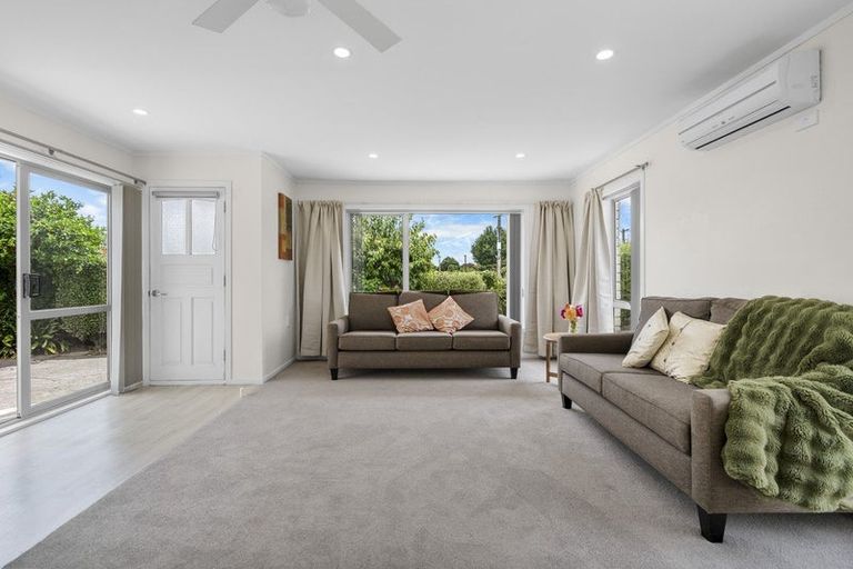 Photo of property in 28 Browning Street, Leamington, Cambridge, 3432