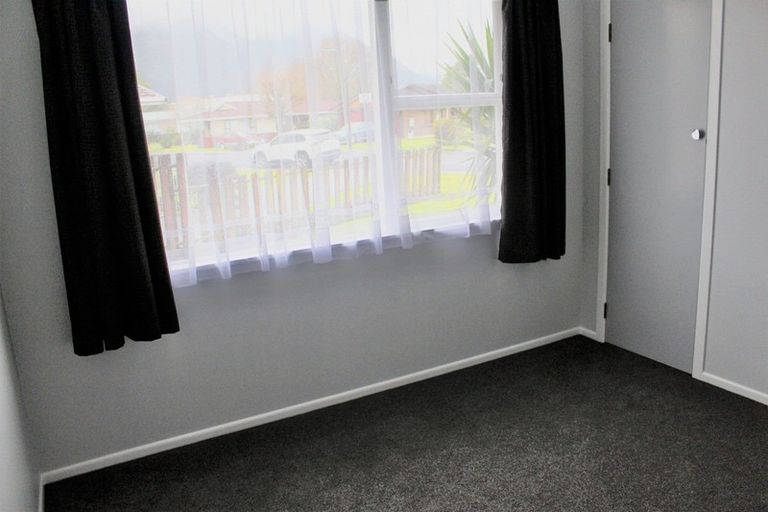 Photo of property in 14 Mount Avenue, Te Aroha, 3320