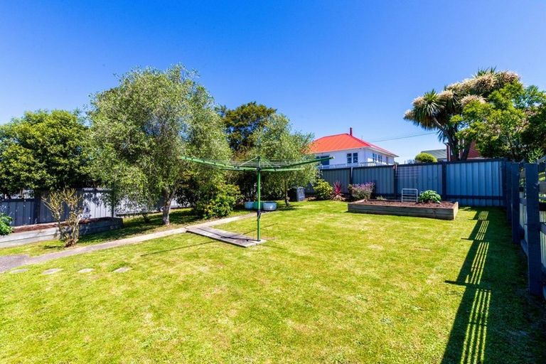Photo of property in 19 Cuba Street, Calton Hill, Dunedin, 9012