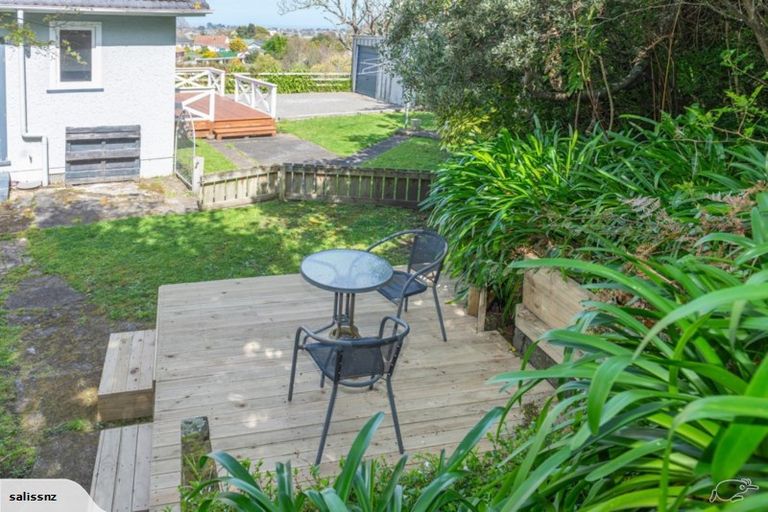 Photo of property in 48 Kent Road, Saint Johns Hill, Whanganui, 4501