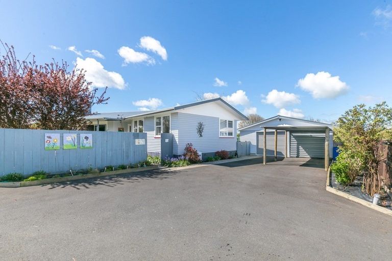 Photo of property in 6 Rhonda Avenue, Deanwell, Hamilton, 3206