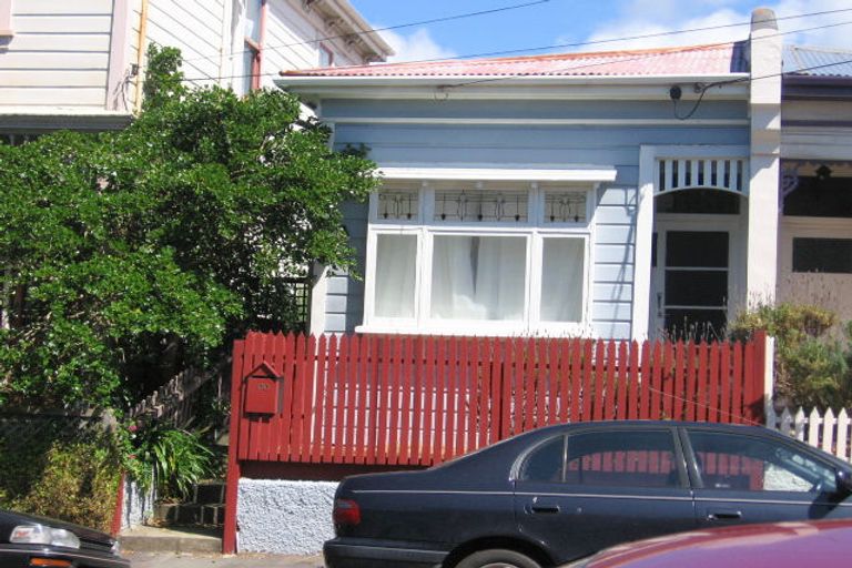 Photo of property in 177 Tasman Street, Mount Cook, Wellington, 6021